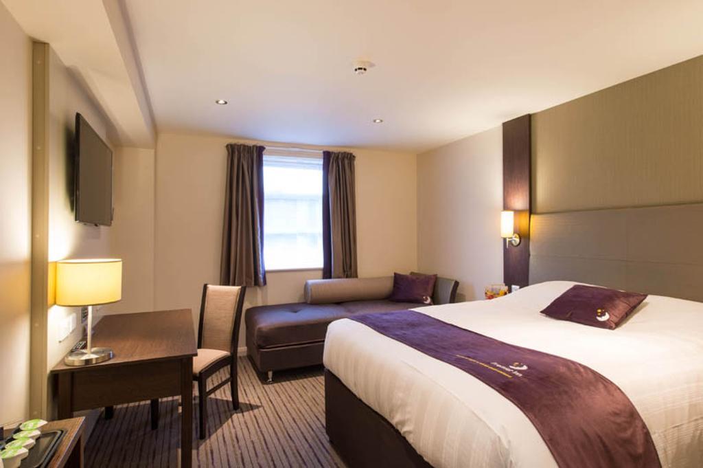 Premier Inn Lancaster Exterior photo