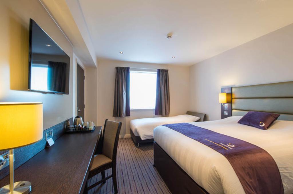 Premier Inn Lancaster Exterior photo