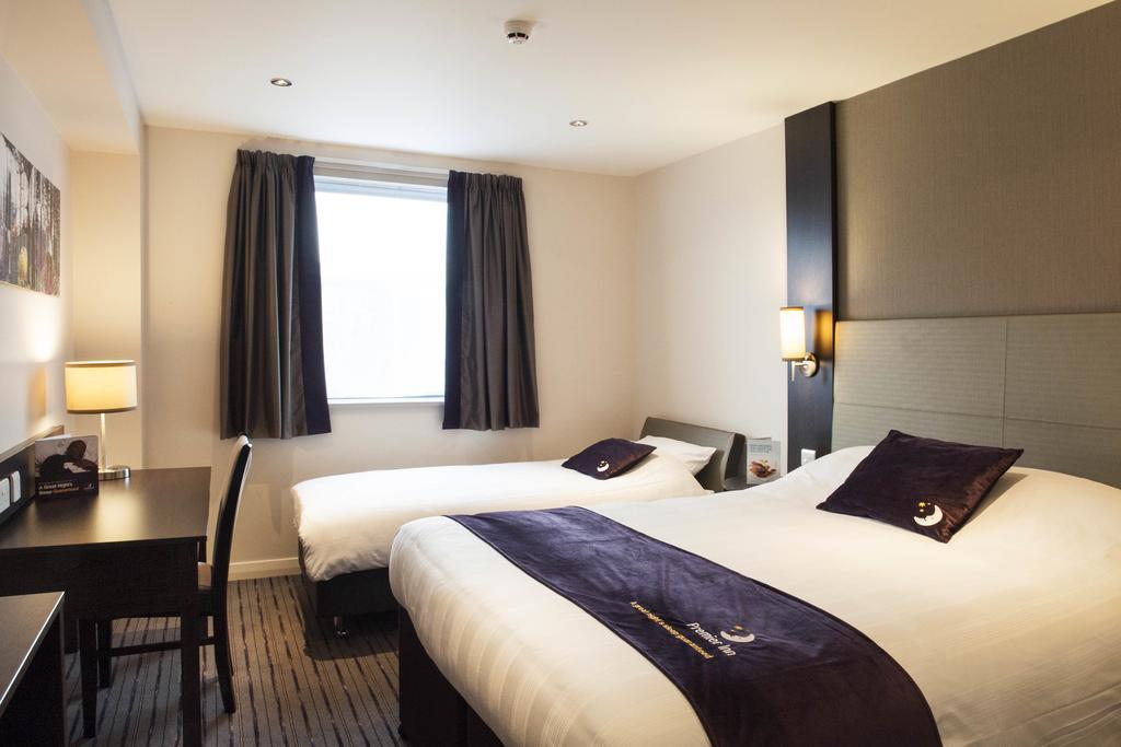 Premier Inn Lancaster Exterior photo