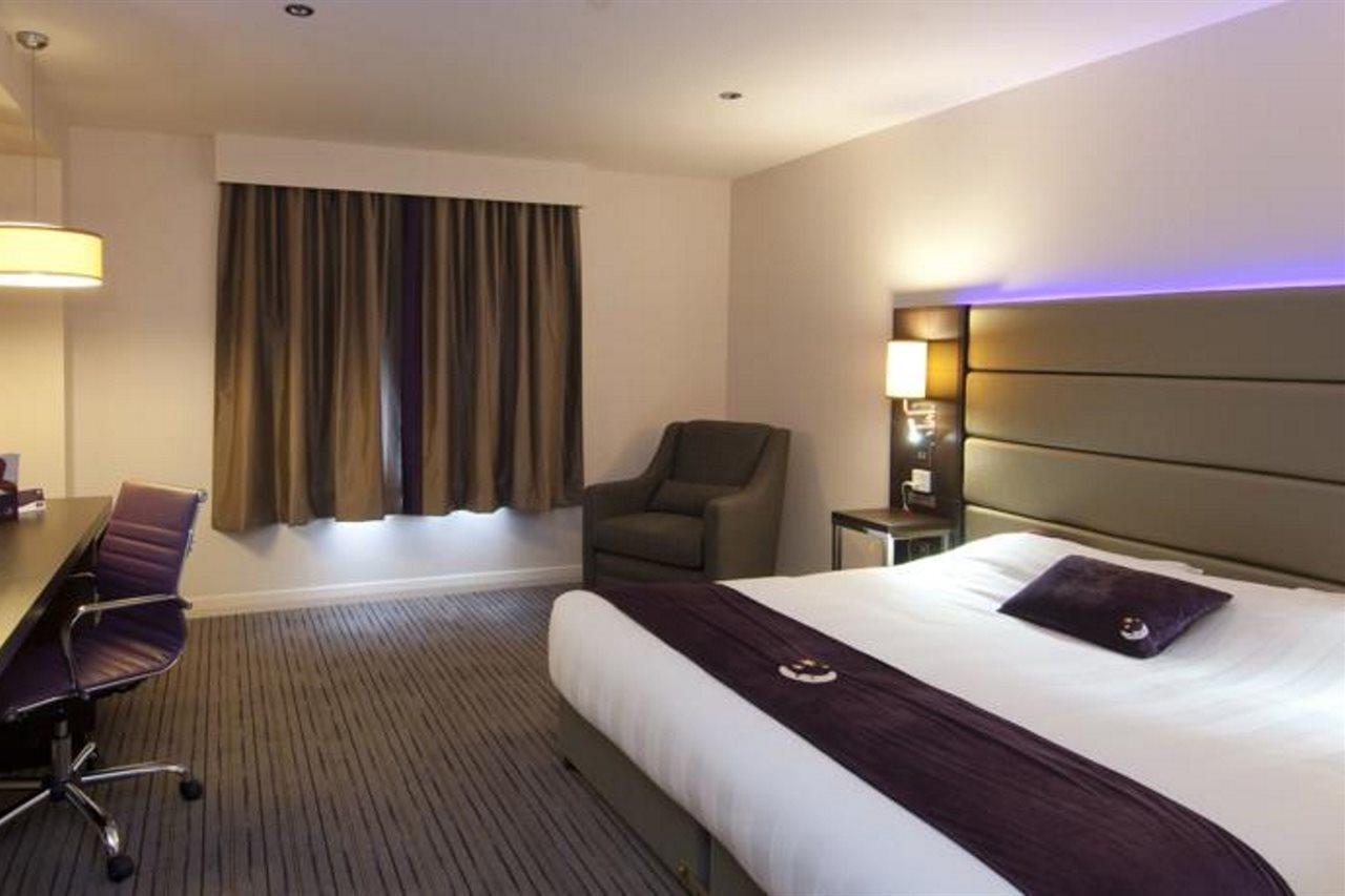 Premier Inn Lancaster Exterior photo