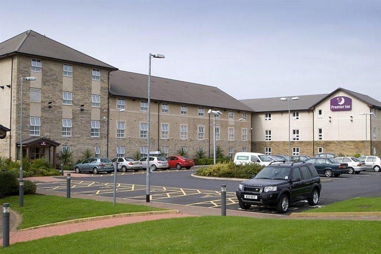 Premier Inn Lancaster Exterior photo